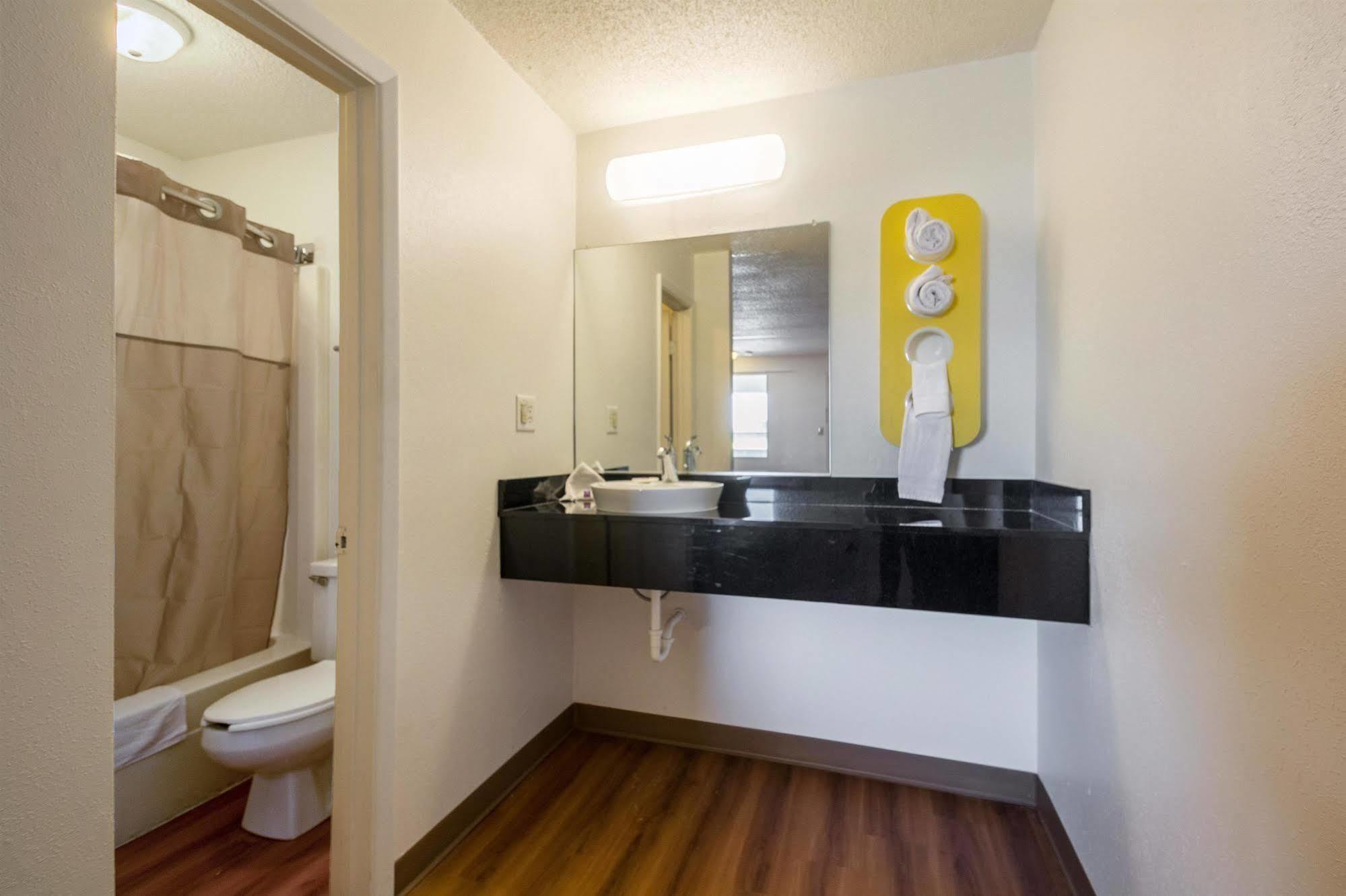 Hotel 465 By Regency Indianapolis Esterno foto